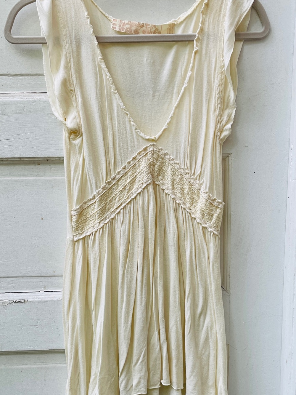 Pale Butter Yellow Lace Embroidered Tunic Top Asymmetrical Hem Boho M